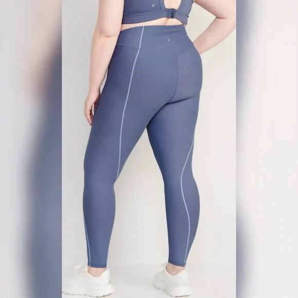 Old Navy Women’s Slate Blue Leggings - Picture 3 of 7